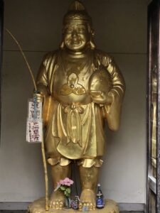 金色大観音・七福神